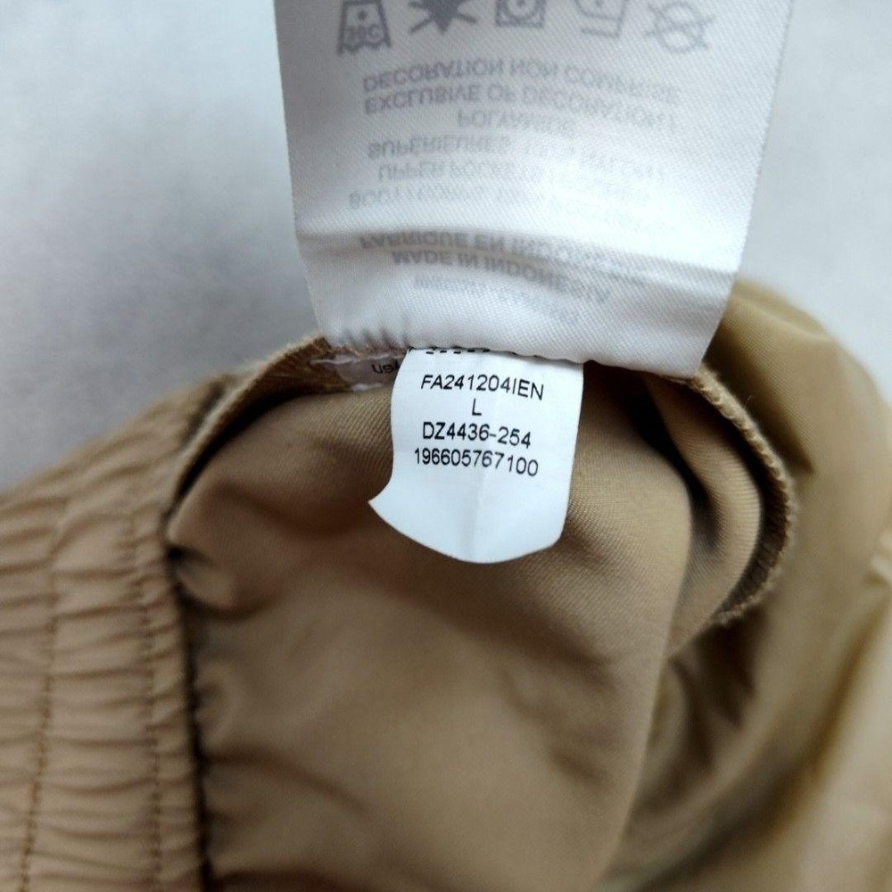 Jordan Jogger Pants Womens L Beige Chicago Cargo Drawstring Elastic Wide DZ4436 - Picture 9 of 13